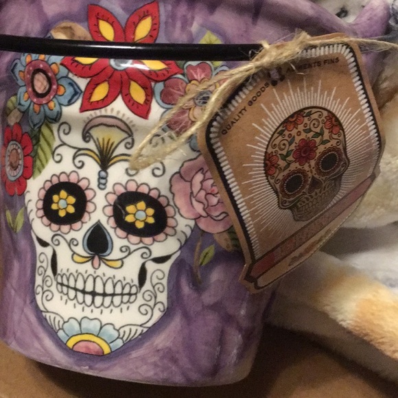 Other - Maxcera ceramic sugar skull bucket w handle